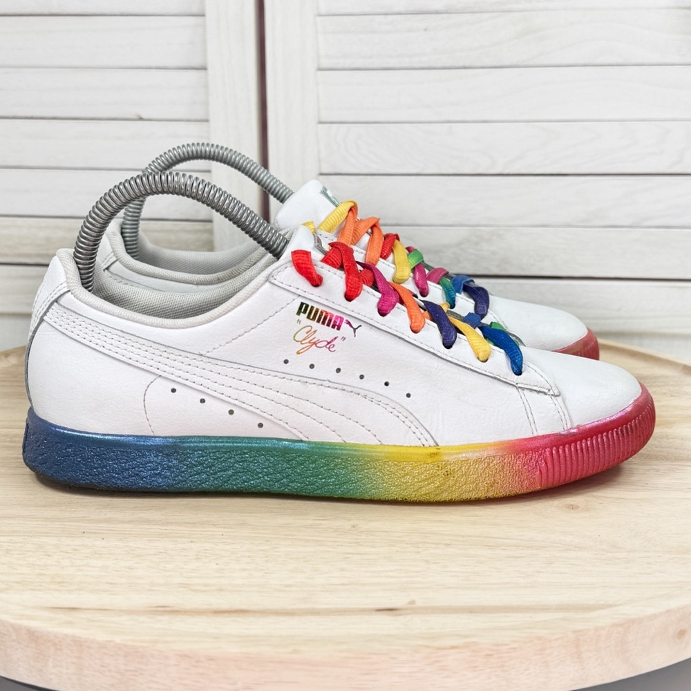Puma Clyde Pride Rainbow Low Top Leather Sneakers White Multi Mens Size 6.5